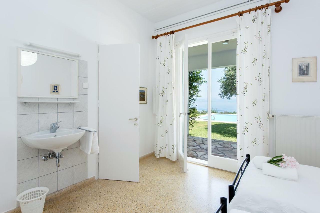 Villa Aquila Perama (Corfu) Exterior photo
