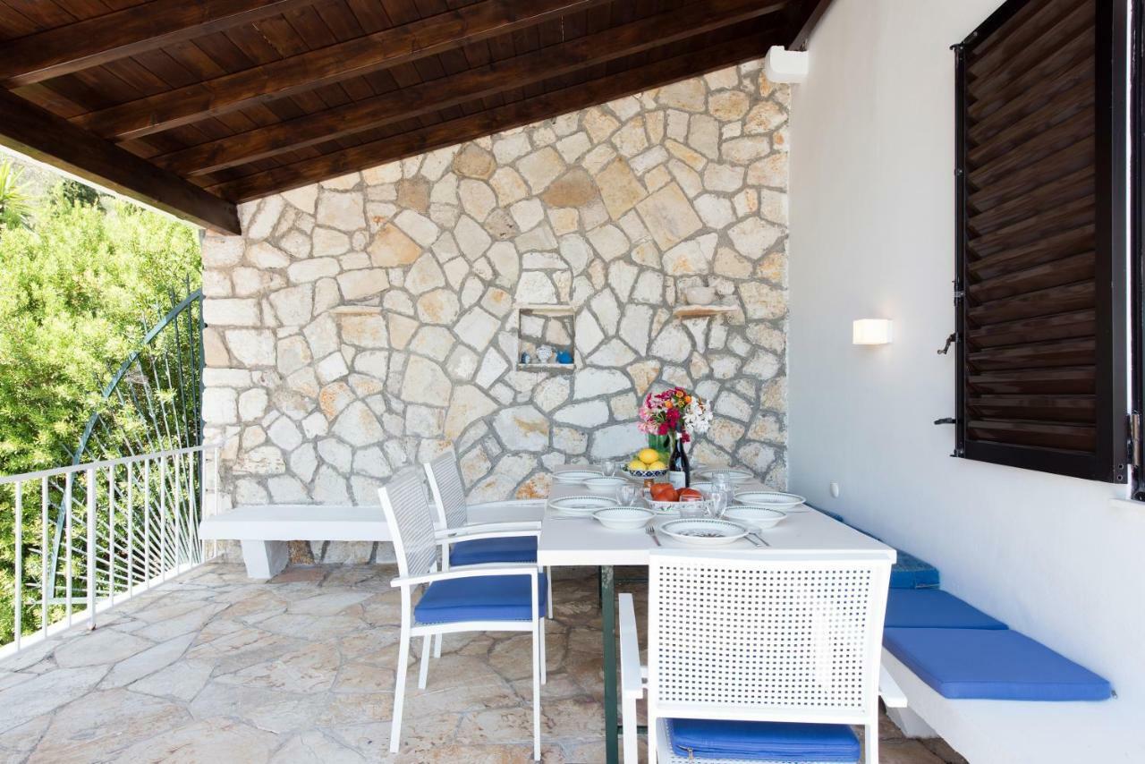 Villa Aquila Perama (Corfu) Exterior photo